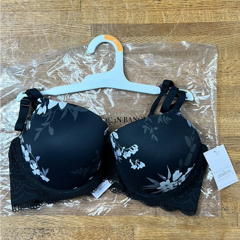 Women’s Auden floral bra - Picture 3 of 3